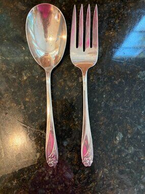 Vintage 1847 Rogers Bros. Silverplate "Daffodil" Pattern Serving Fork and Spoon,